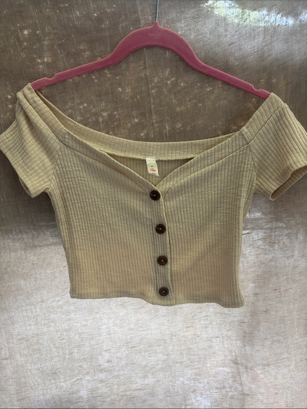 Off-Shoulder Ribbed Button-Front Crop Top - Olive